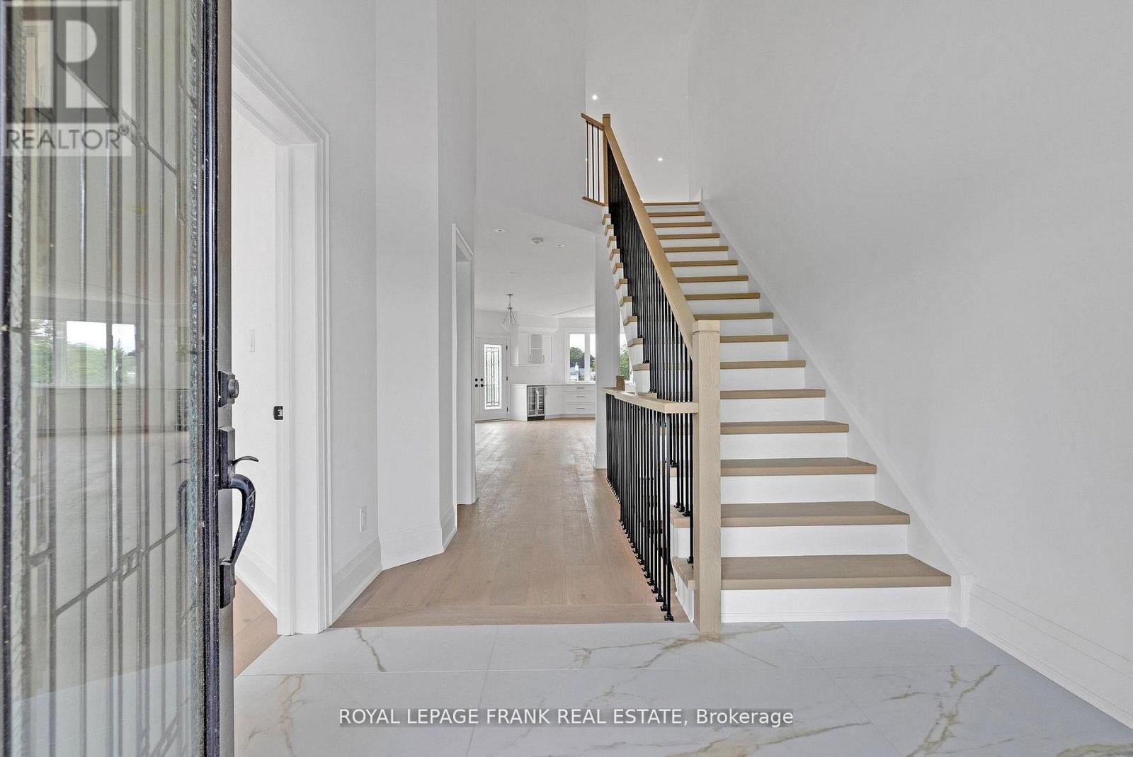 42 POND STREET - Image 3