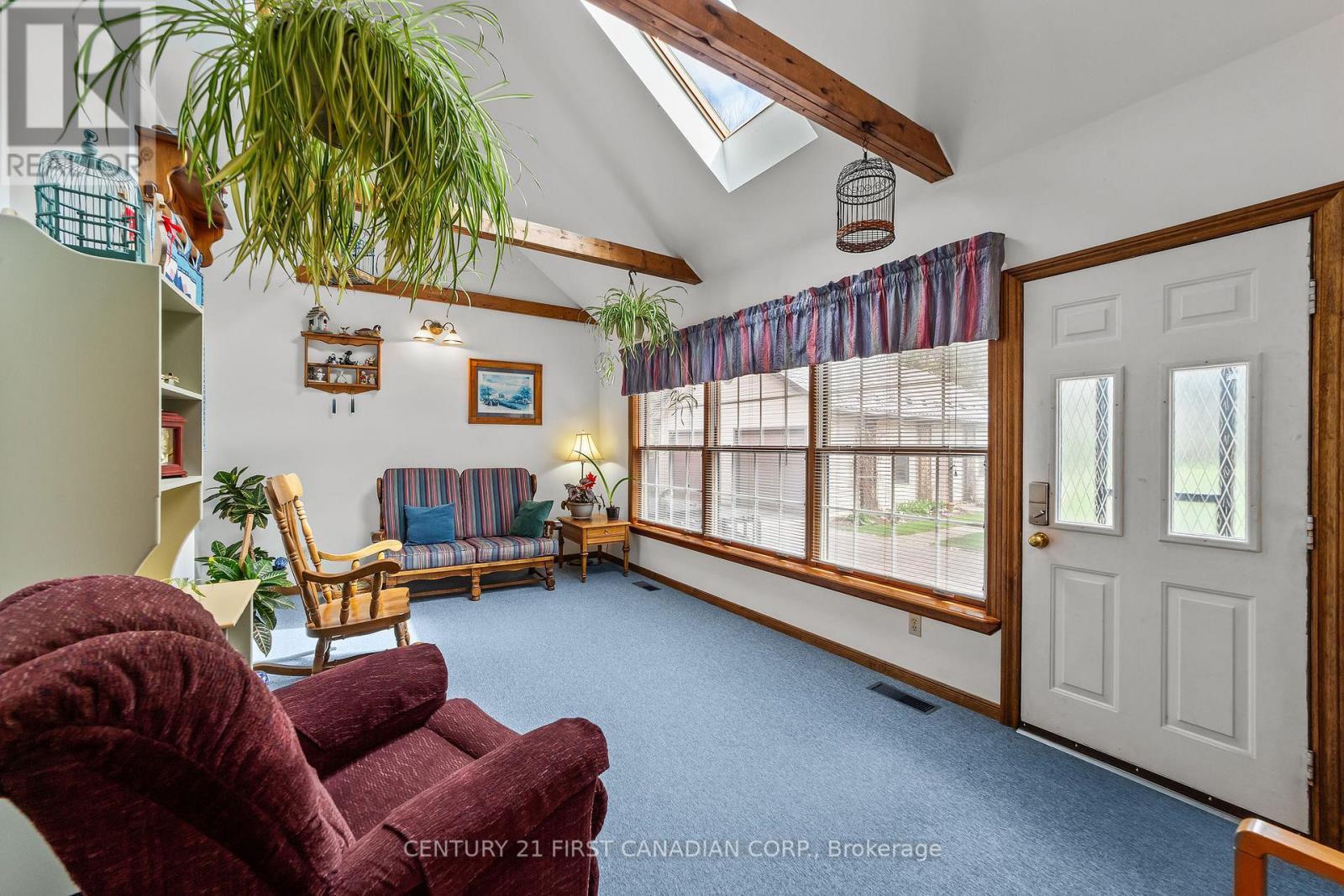 33396 QUEEN STREET Property Photo