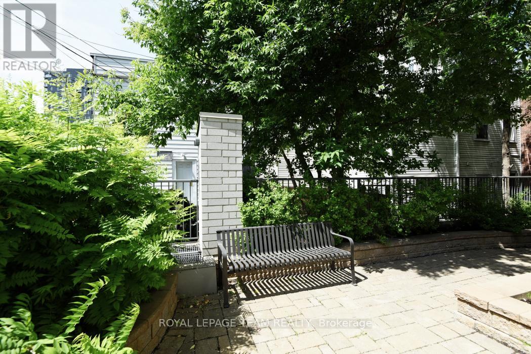 #607 200 BESSERER STREET - 33