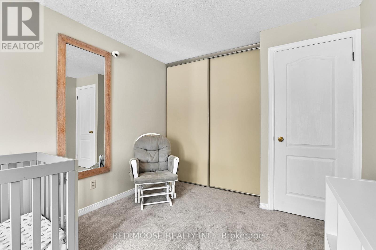 12 WILLWOOD CRESCENT — photo 20