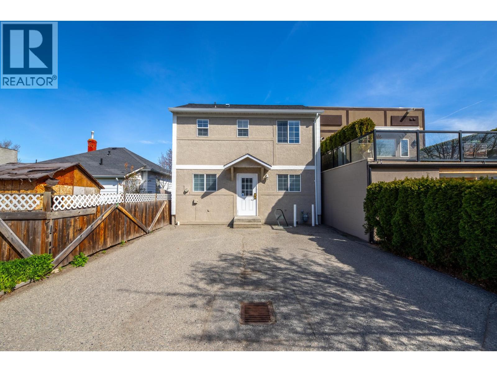  13214 Kelly Avenue, Summerland