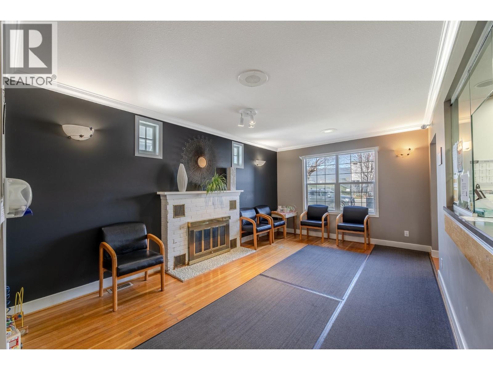  13214 Kelly Avenue, Summerland