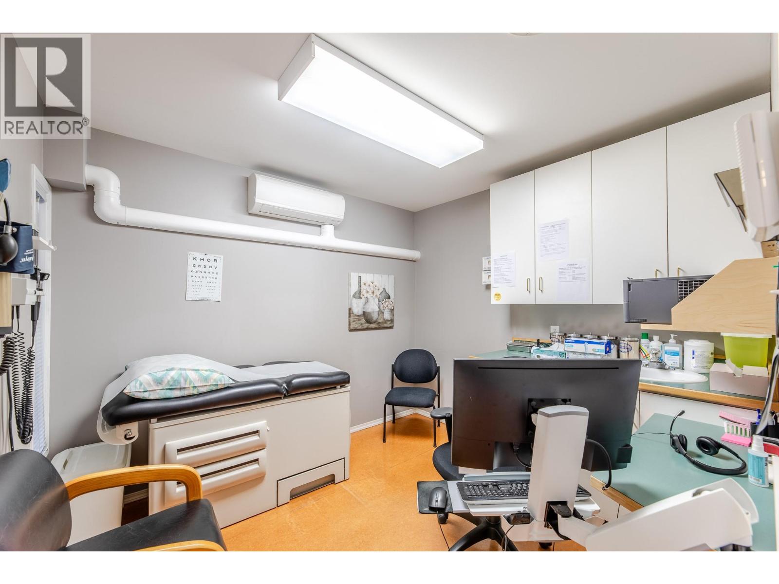  13214 Kelly Avenue, Summerland