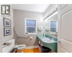 13214 Kelly Avenue, Summerland, BC V0H1Z0 Photo 10