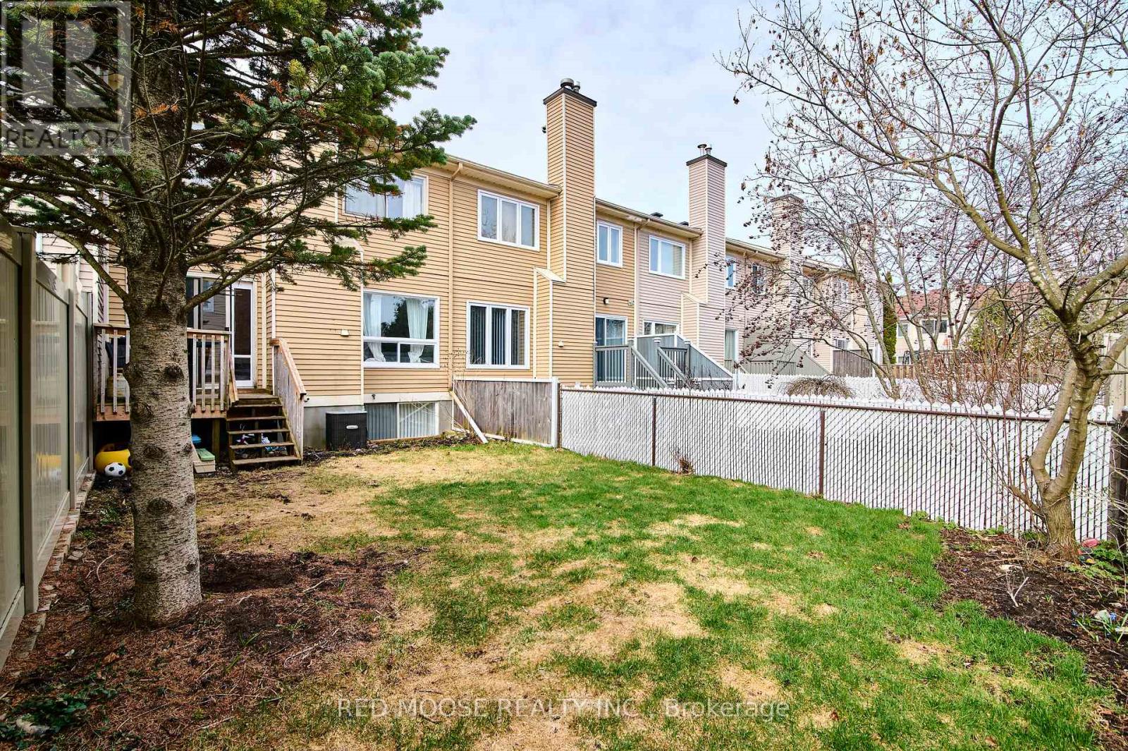 12 WILLWOOD CRESCENT — photo 31