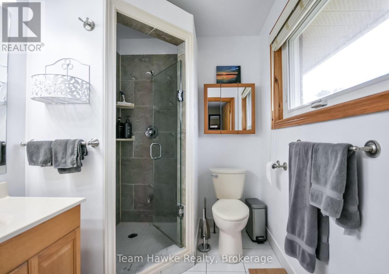 35 BRULE STREET - 24