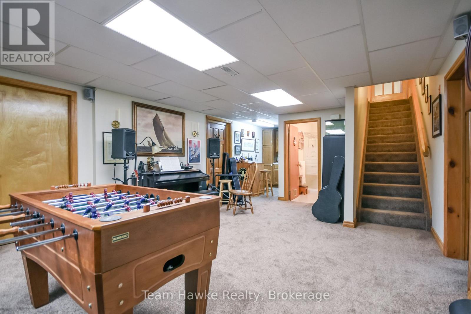 35 BRULE STREET - 35