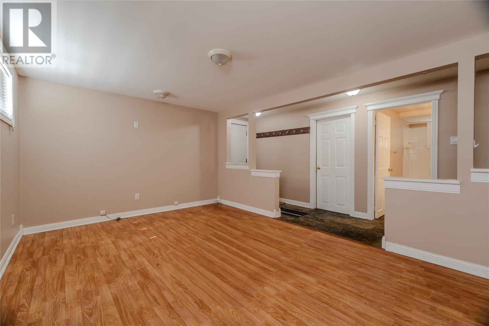 22 BANNISTER STREET - 17