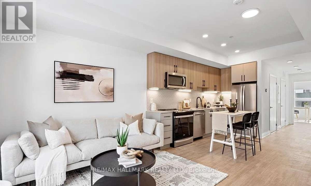 17 - 15 BRENTHALL AVENUE