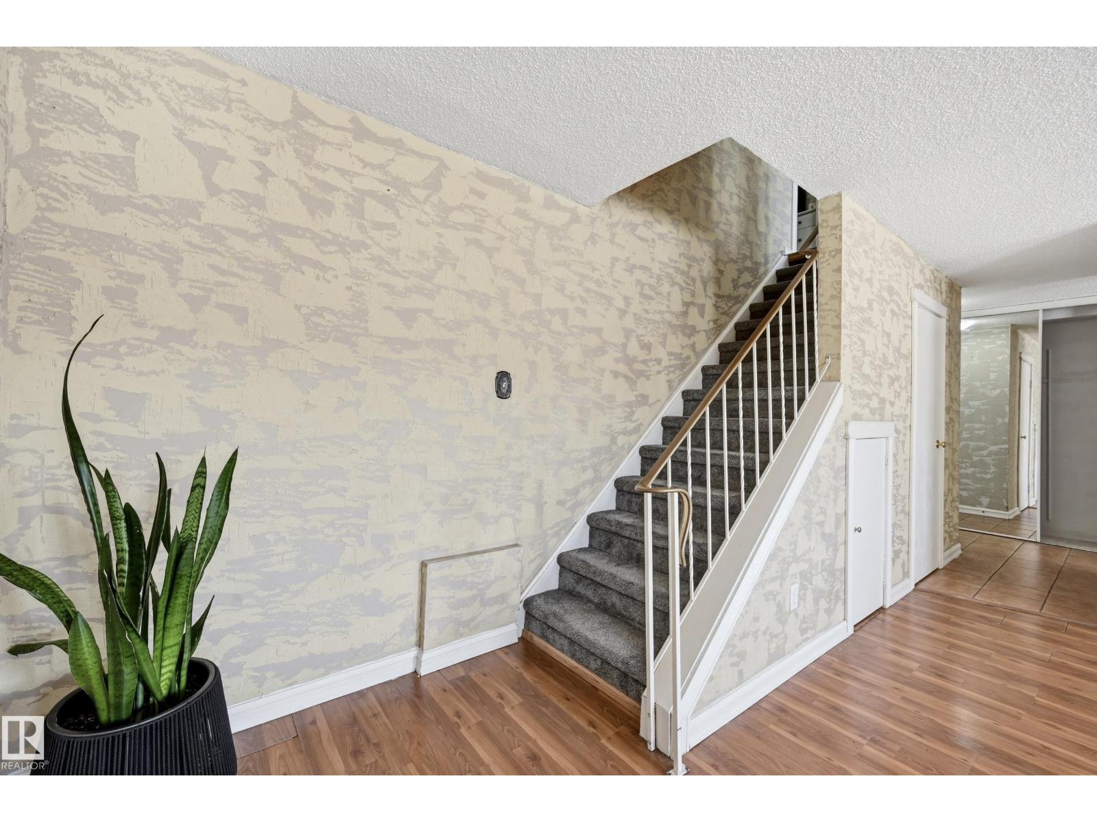 #109 14530 52 ST NW, Edmonton