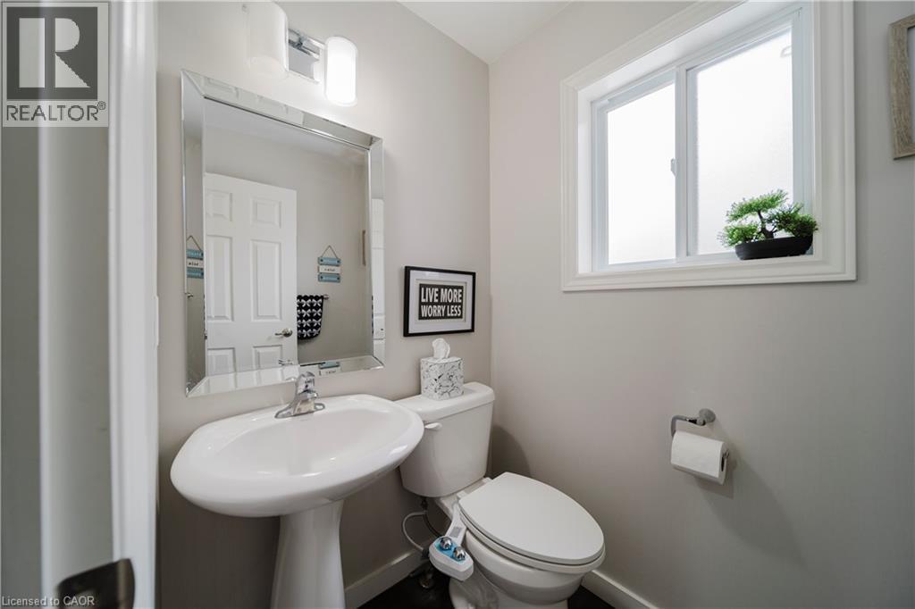 214 SNYDERS Road E Unit# 2 — photo 19