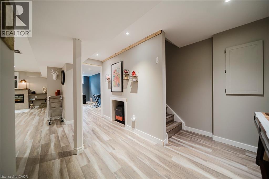 214 SNYDERS Road E Unit# 2 — photo 35