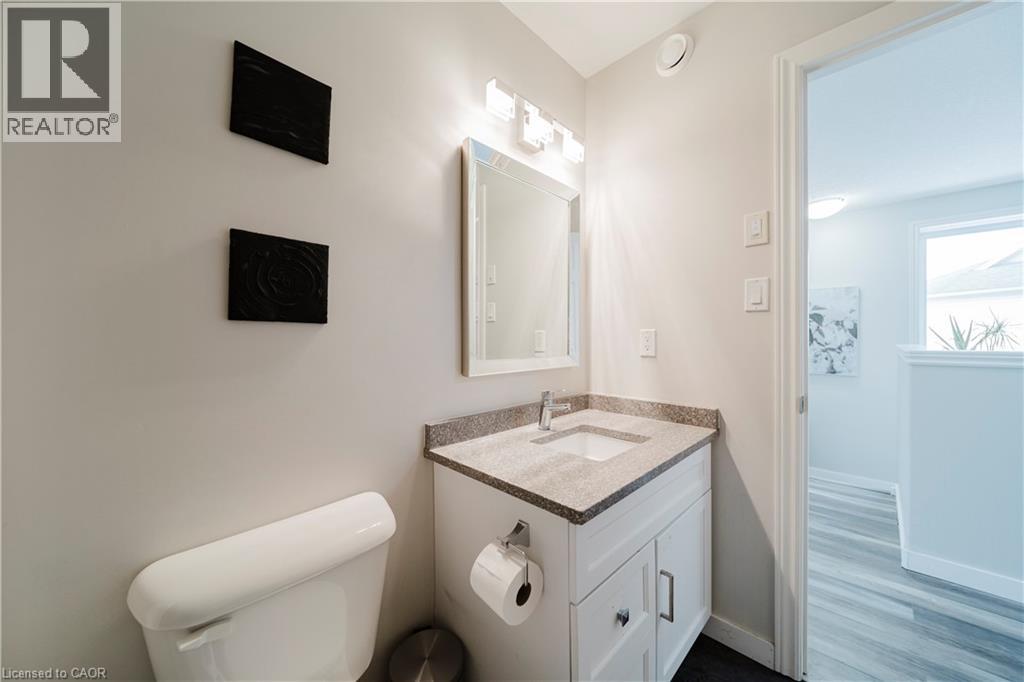 214 SNYDERS Road E Unit# 2 — photo 34