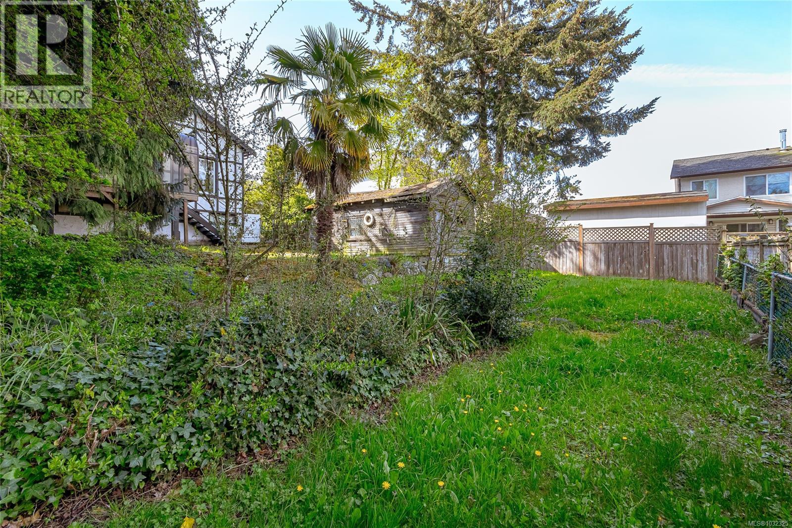 824 Ellery St, Esquimalt