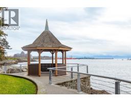 824 Ellery St, Esquimalt, BC V9A4R7 Photo 26