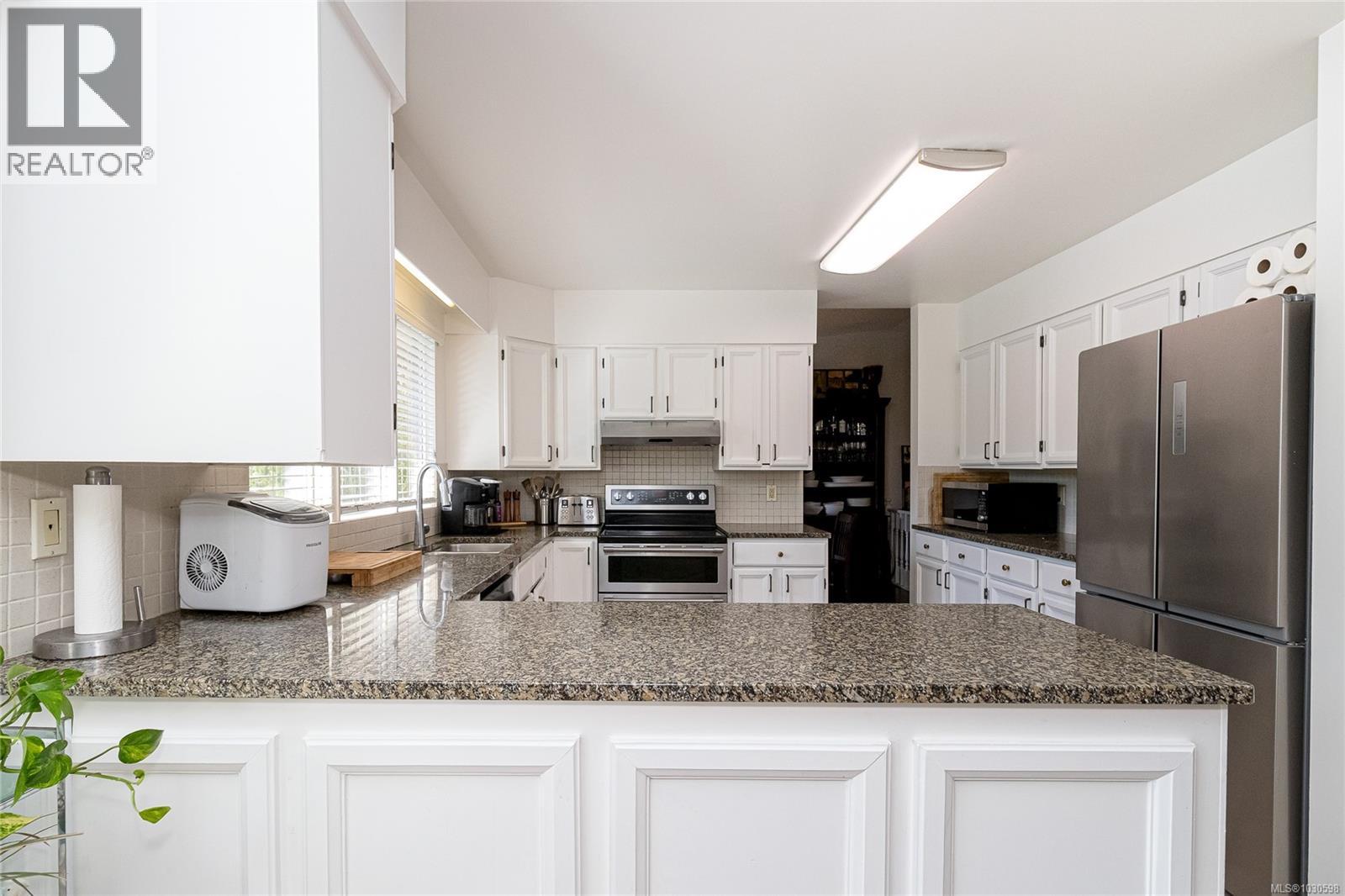 4286 Happy Valley Rd, Metchosin