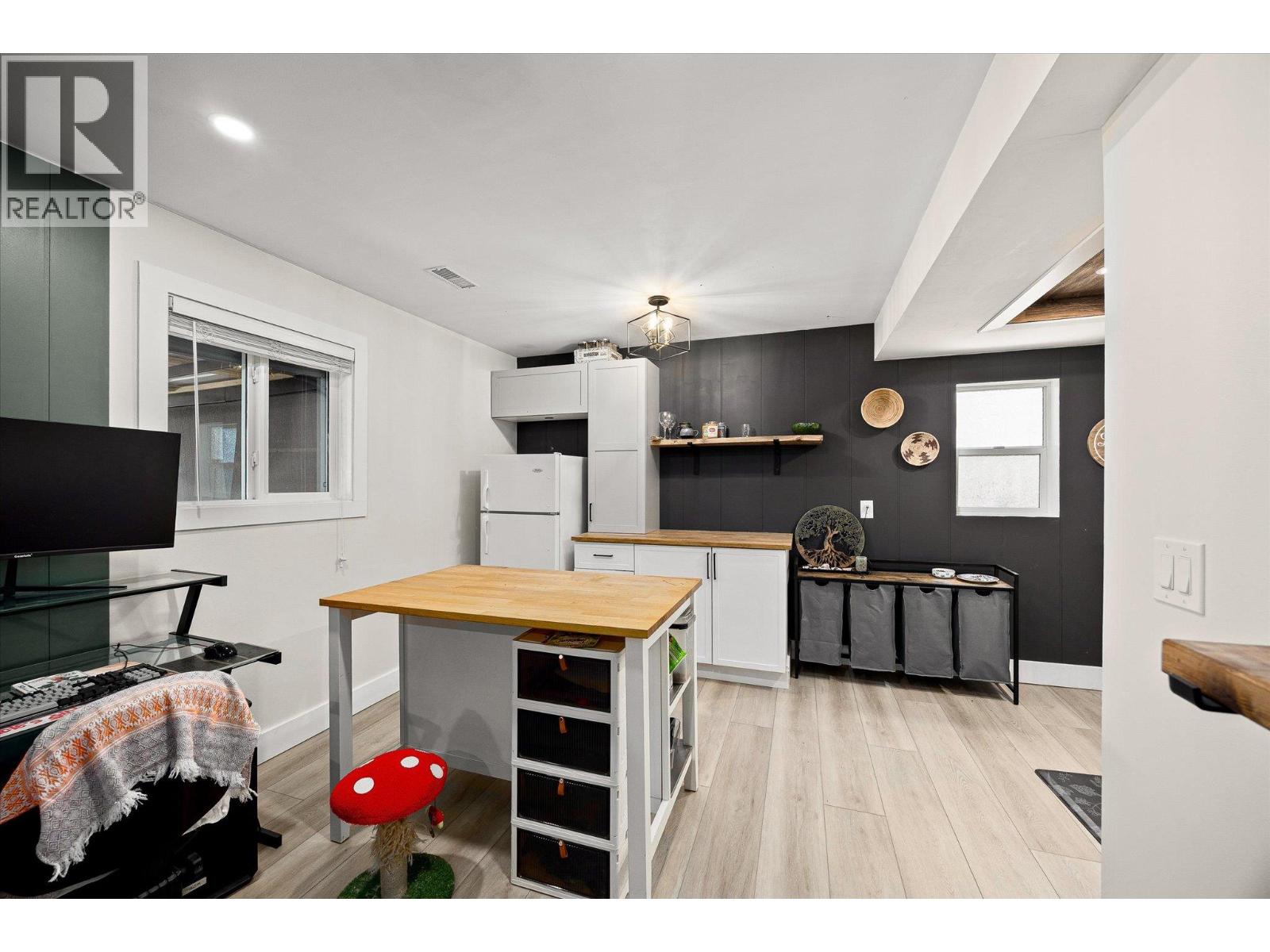  1872 Millard Court, Kelowna