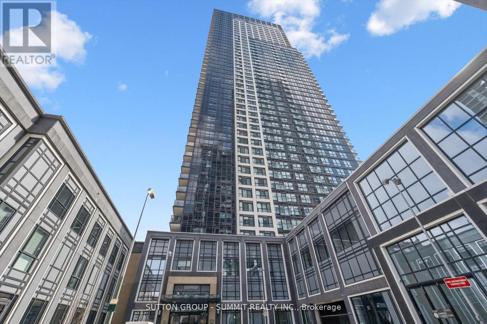 1429 - 5 MABELLE AVENUE