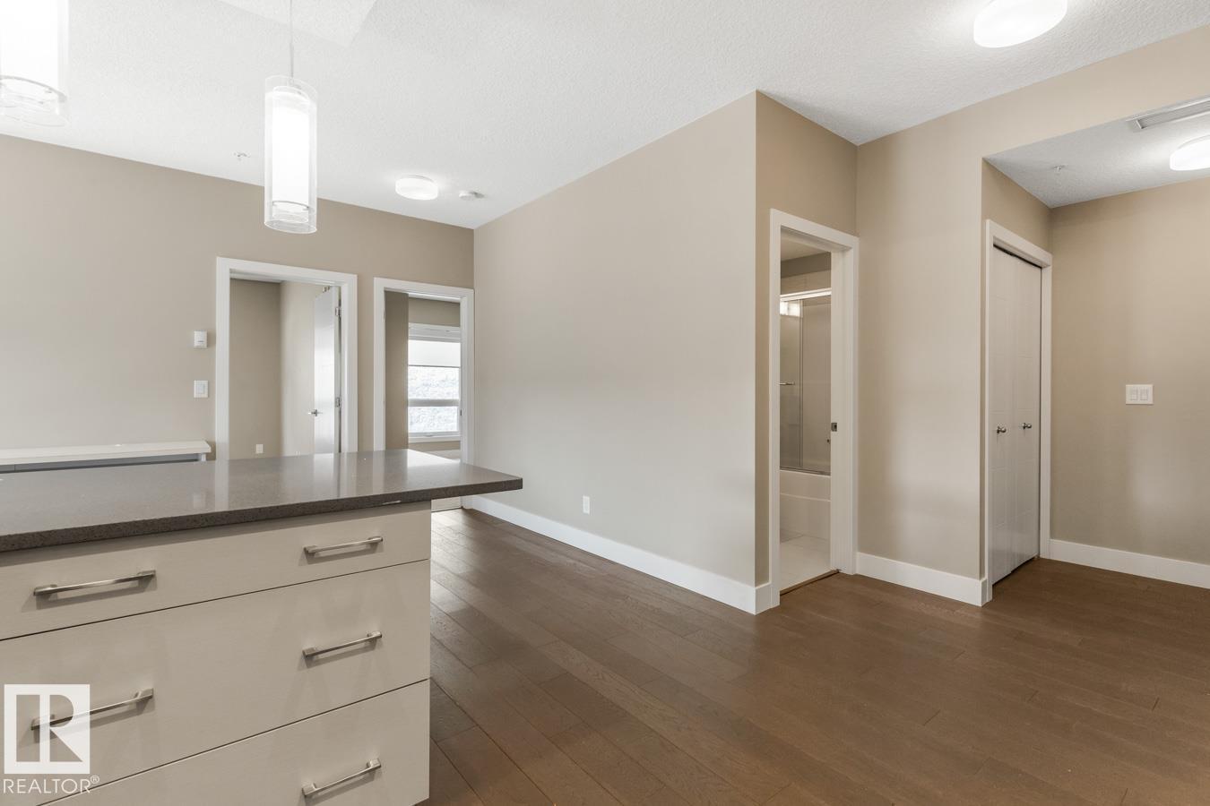 #203 10006 83 AV NW - 13