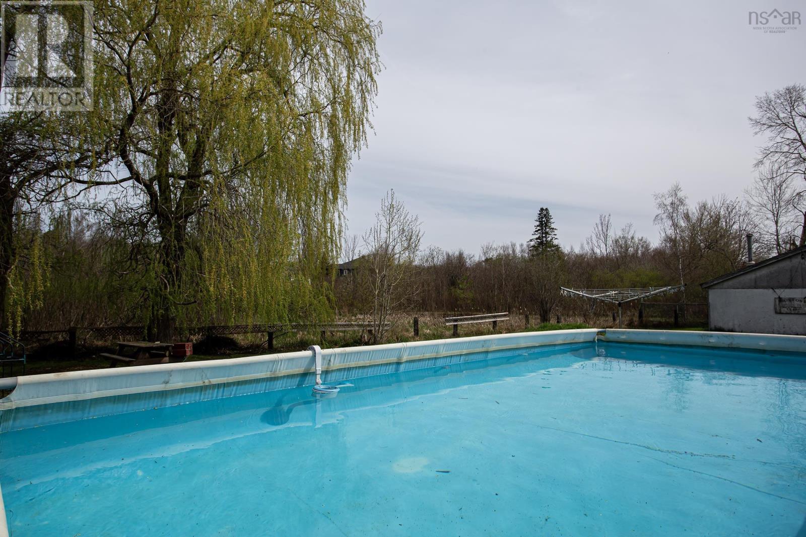 Property 14 of 47 of 10419 Highway 1