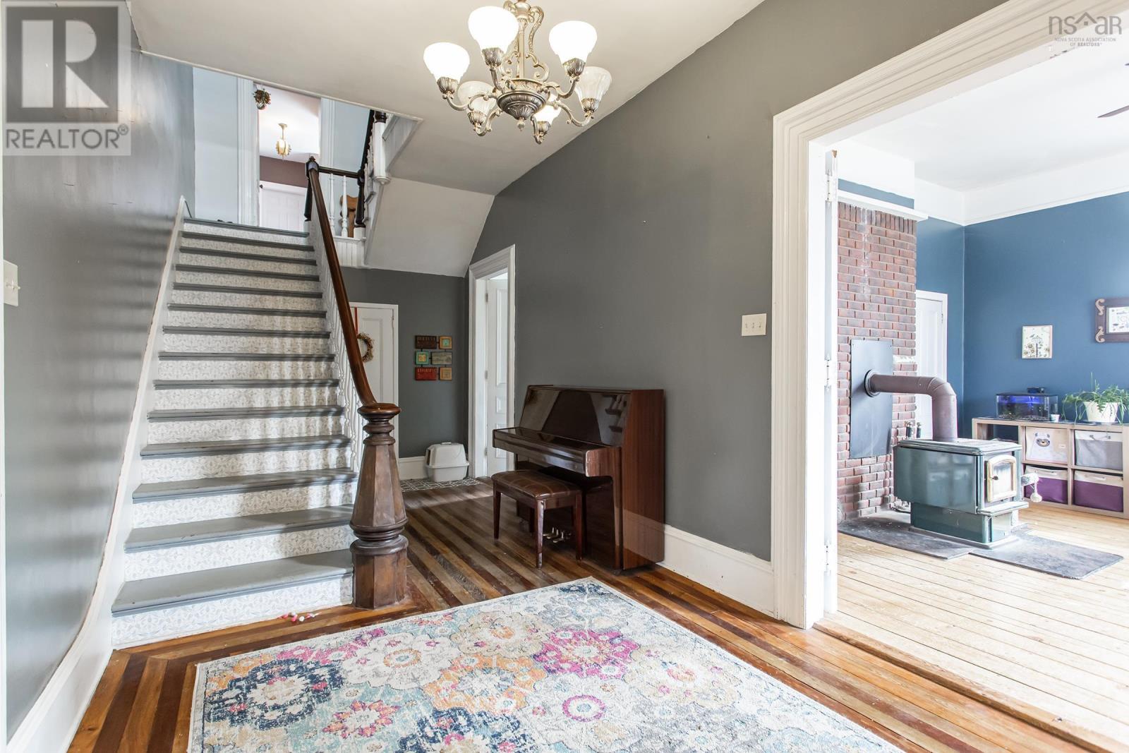 Property 25 of 47 of 10419 Highway 1