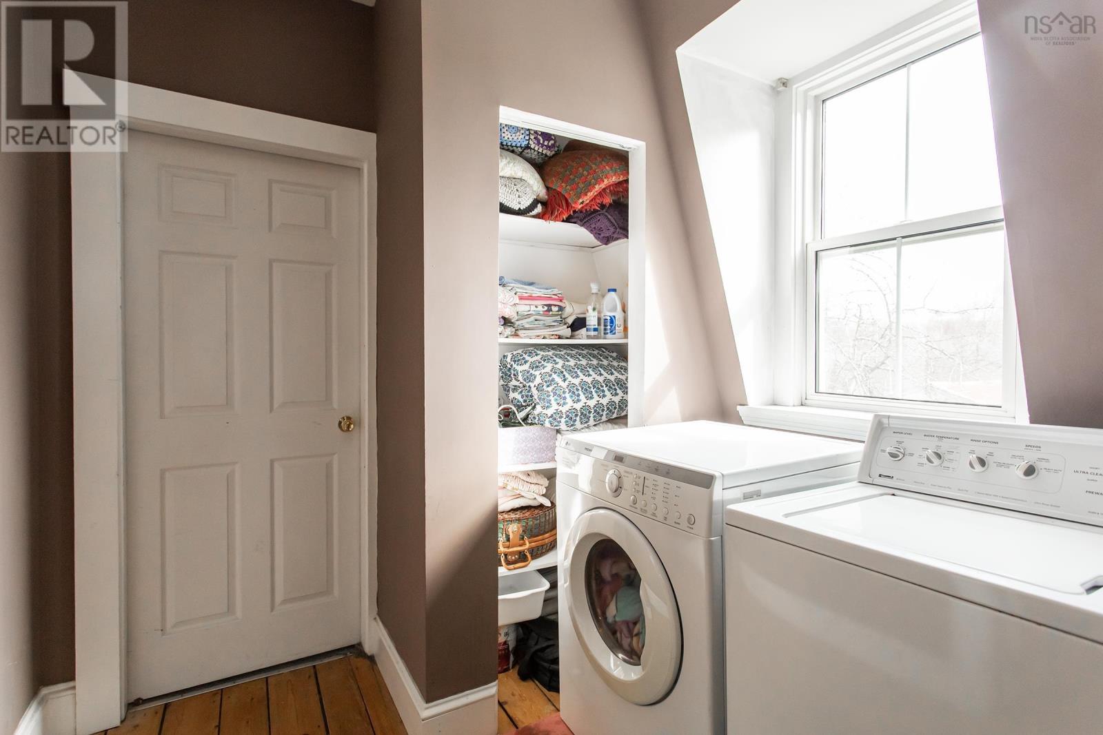 Property 43 of 47 of 10419 Highway 1