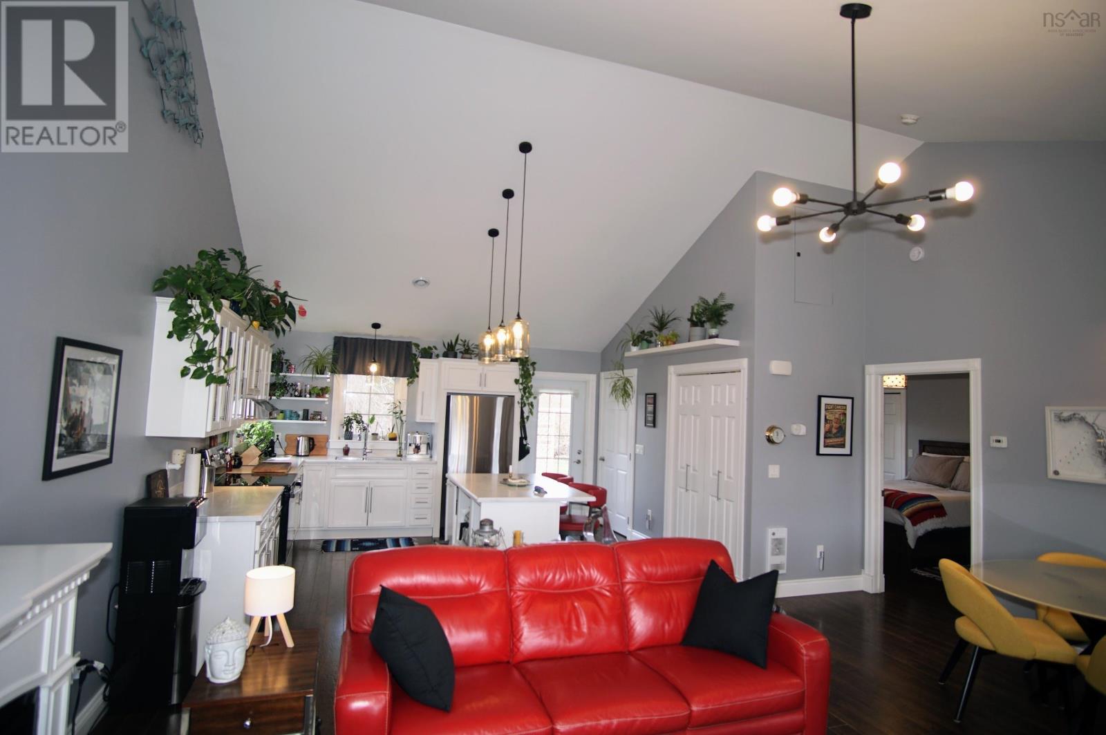 Property 18 of 36 of 50 Church Street