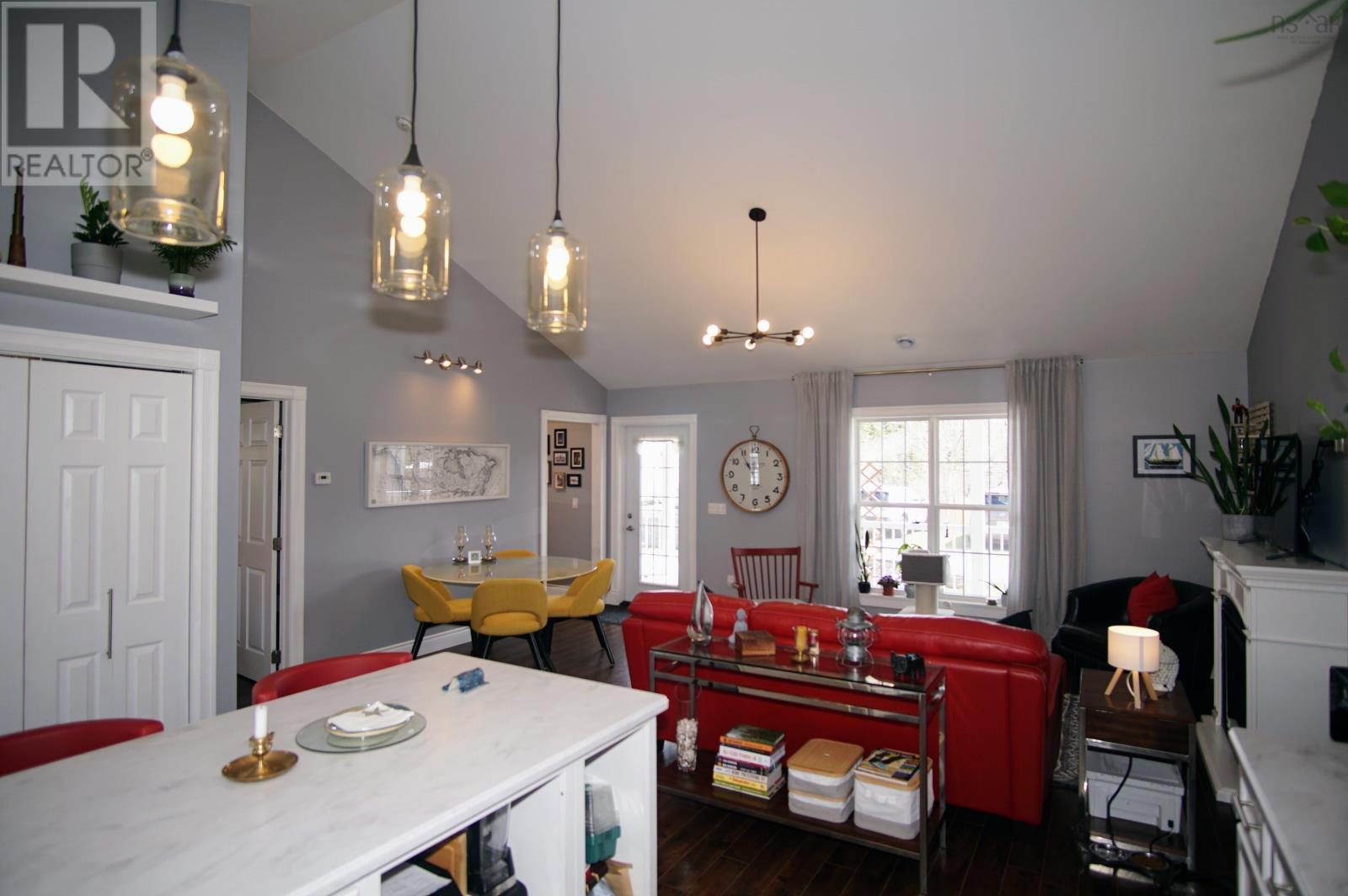 Property 16 of 36 of 50 Church Street