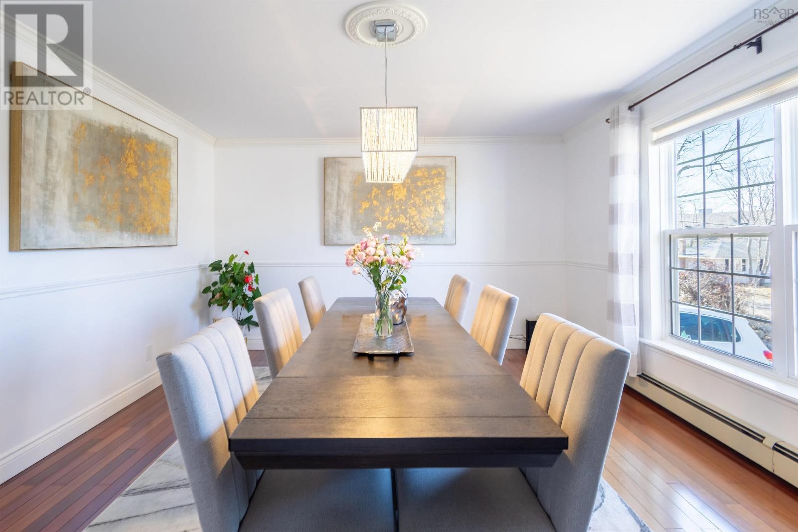 Property 20 of 41 of 94 Cottagedale Crescent