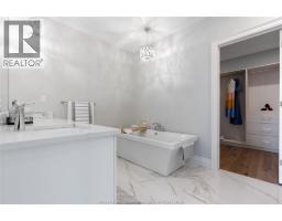Mud room - 952 St. Jude Court, Windsor, ON N9G0B7 Photo 9