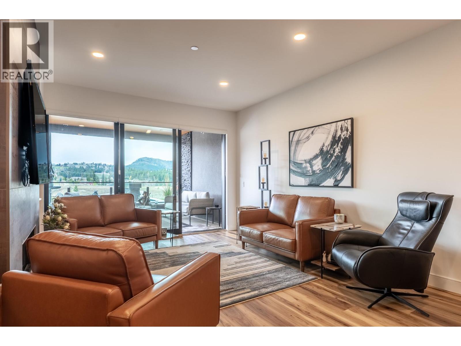 3207 3000 Ariva Drive, West Kelowna