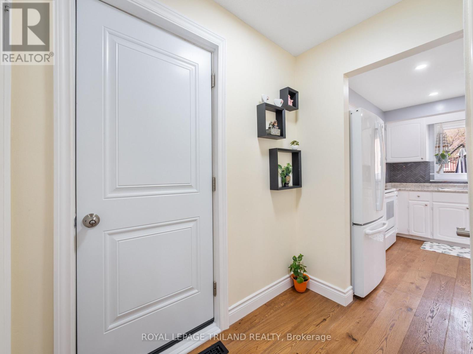 5335 RICHBOROUGH DRIVE Property Photo