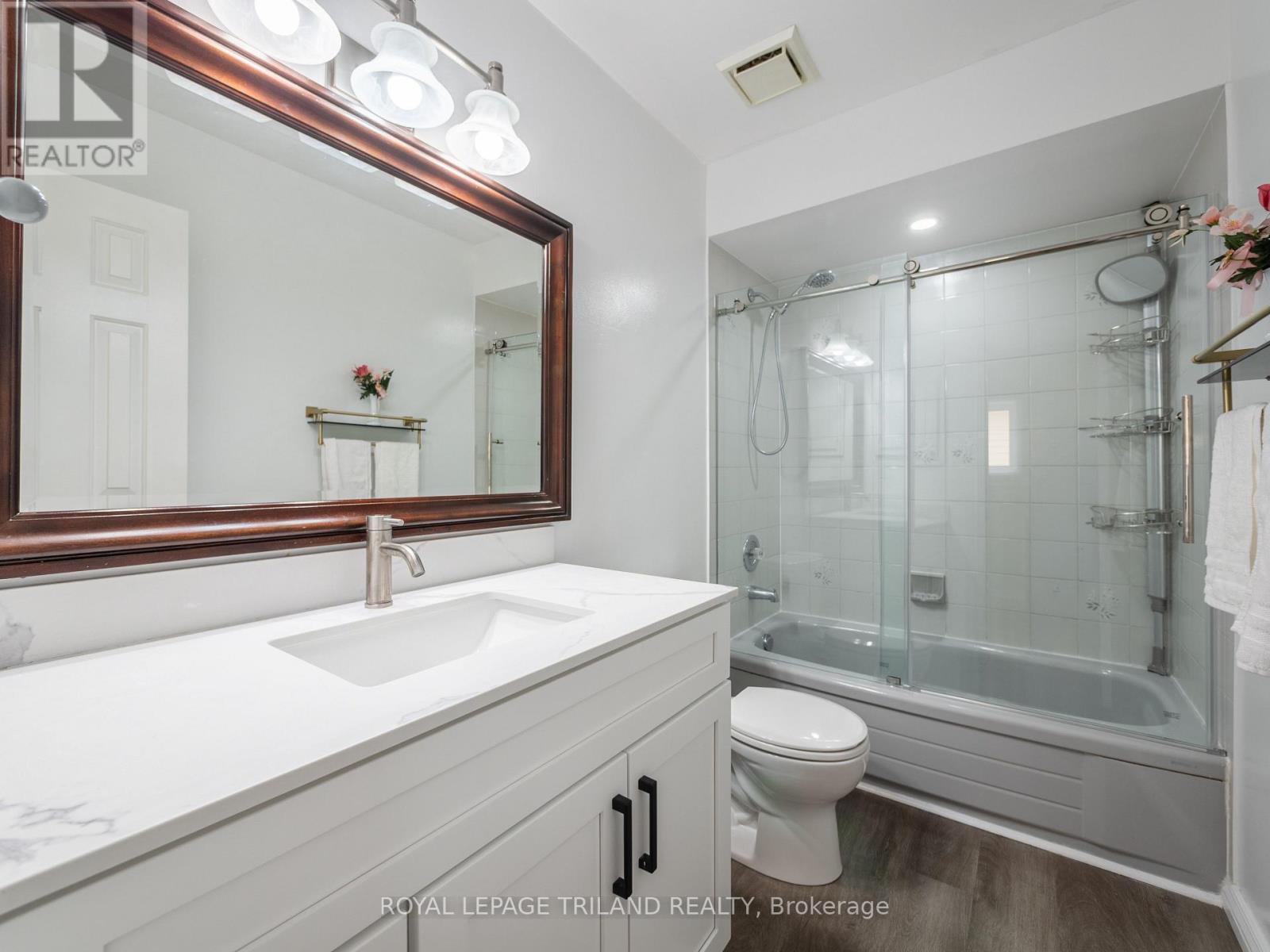 5335 RICHBOROUGH DRIVE Property Photo