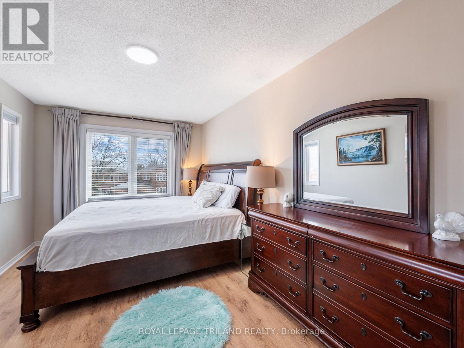 5335 RICHBOROUGH DRIVE Property Photo