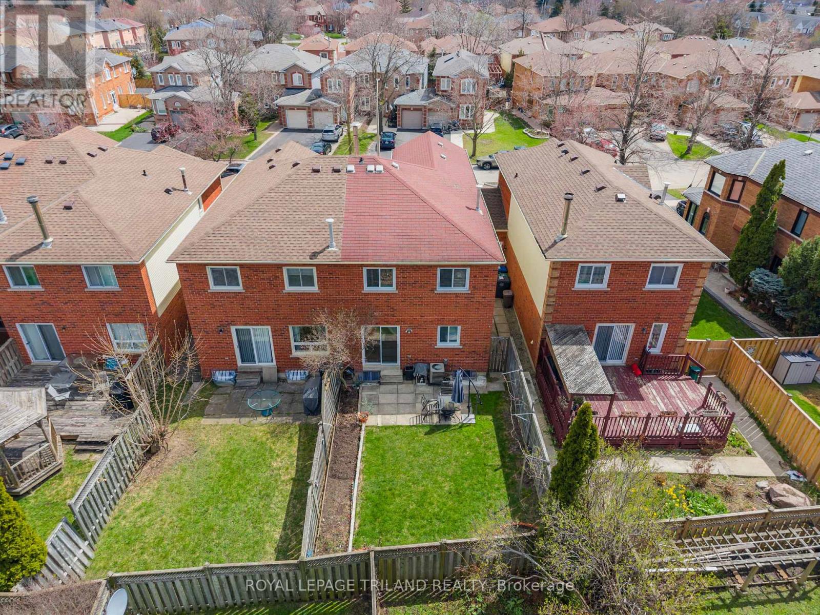 5335 RICHBOROUGH DRIVE Property Photo