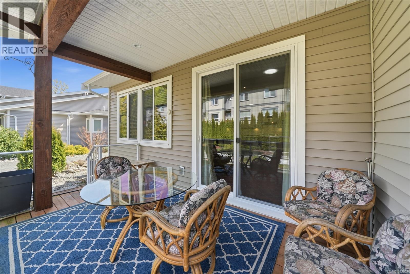 #10 2895 RIVER RD - 33