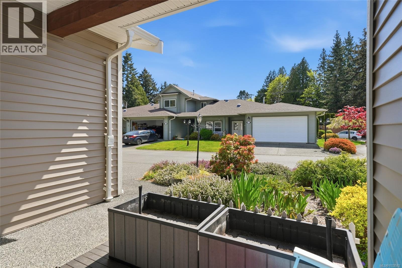 #10 2895 RIVER RD - 39