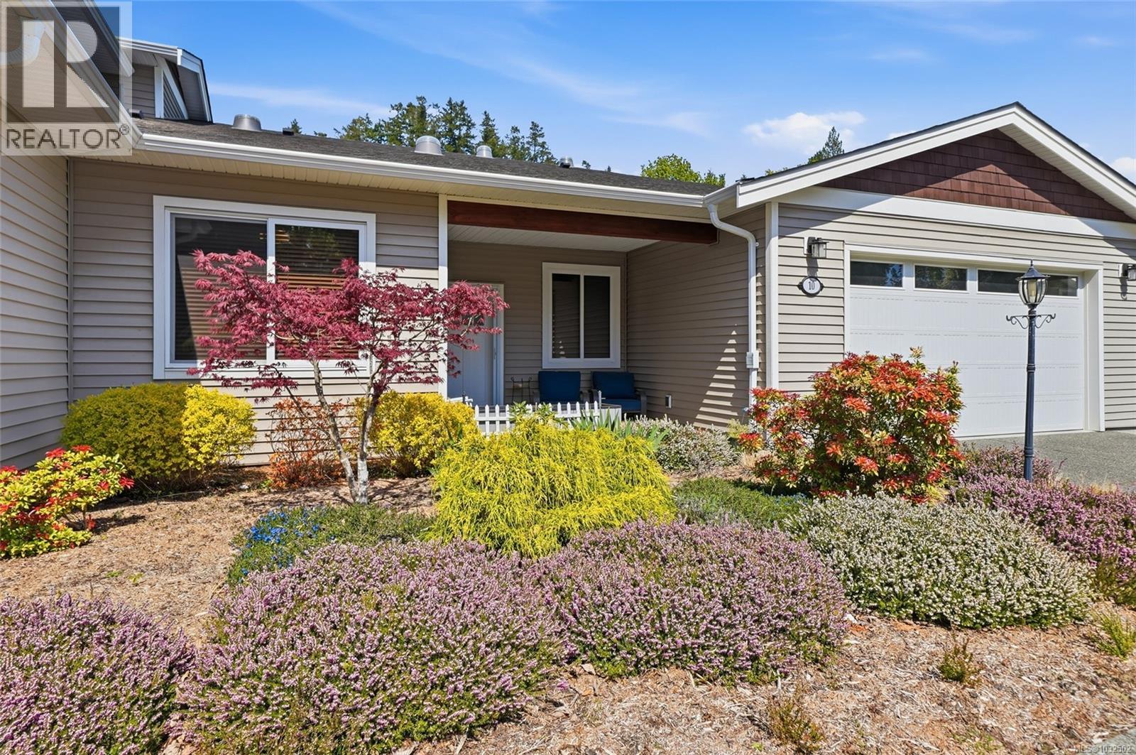 #10 2895 RIVER RD - 37