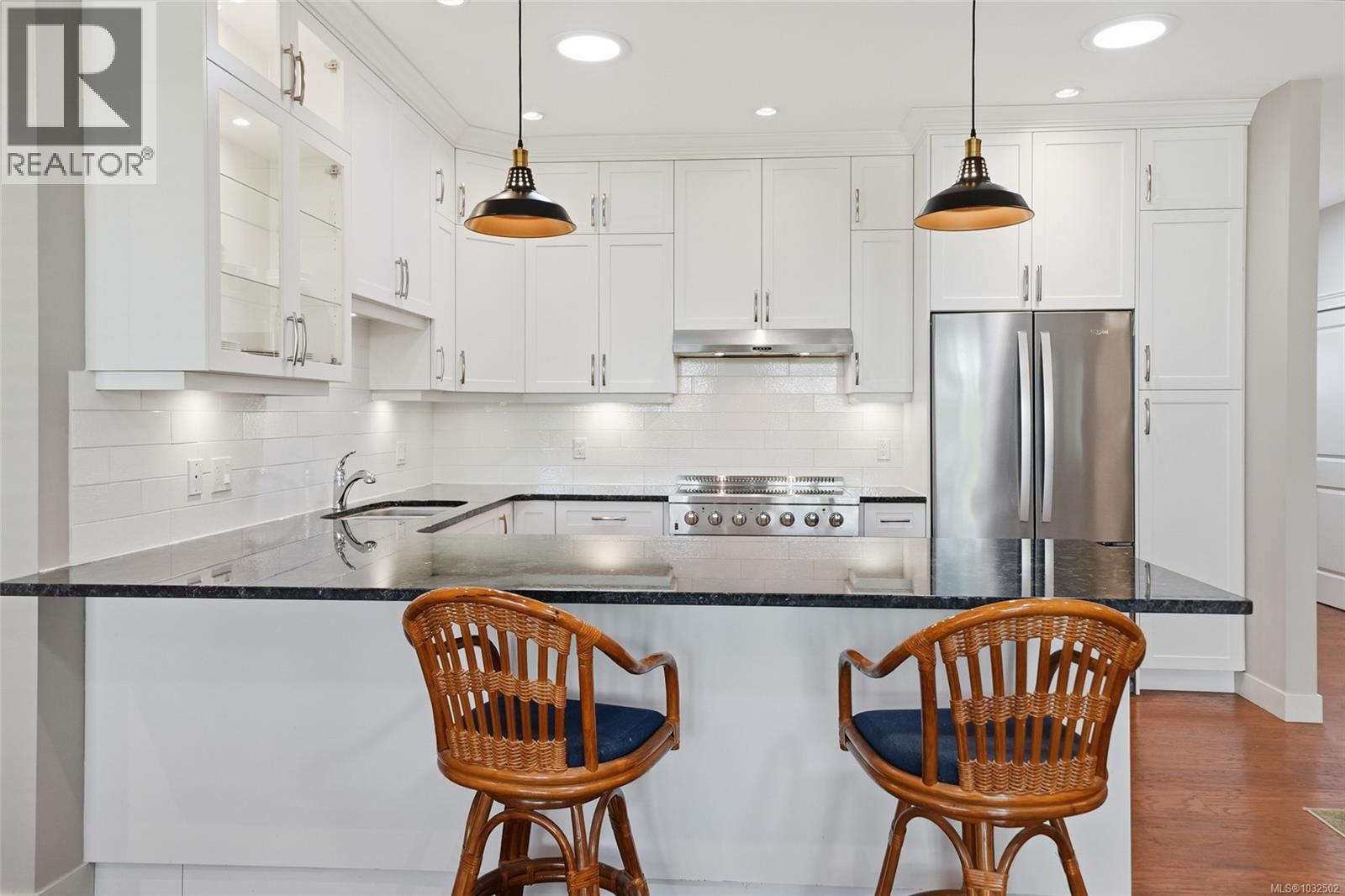 #10 2895 RIVER RD - 42