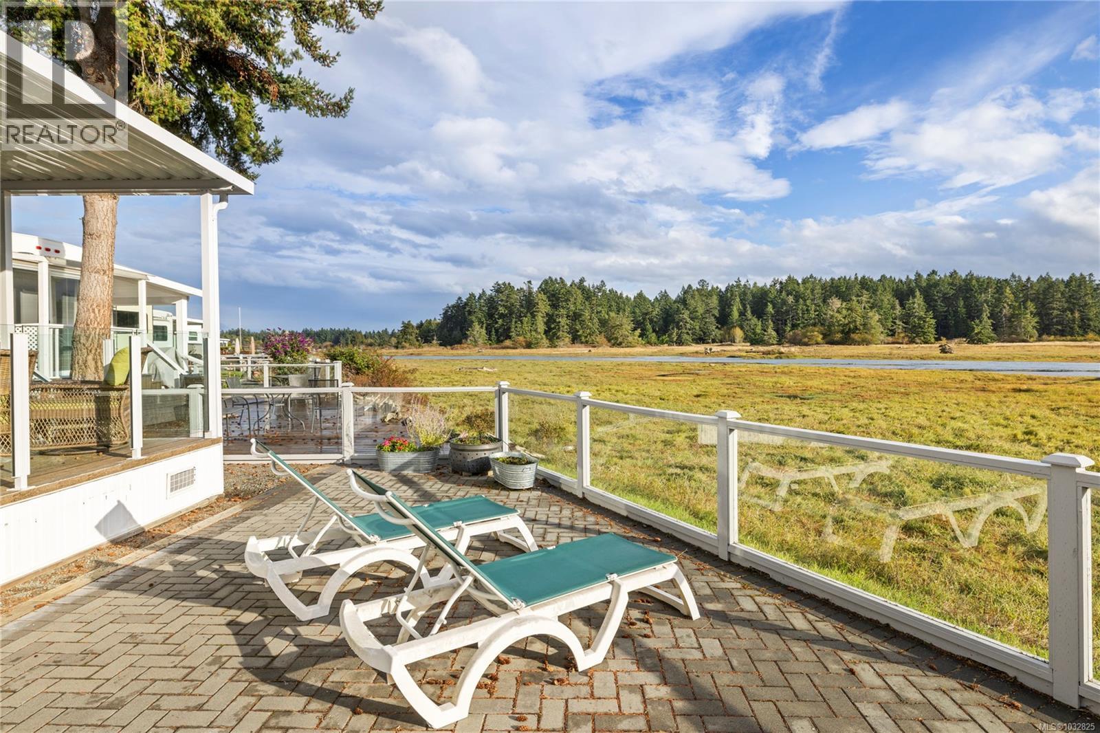 #208 200 Corfield St - 27