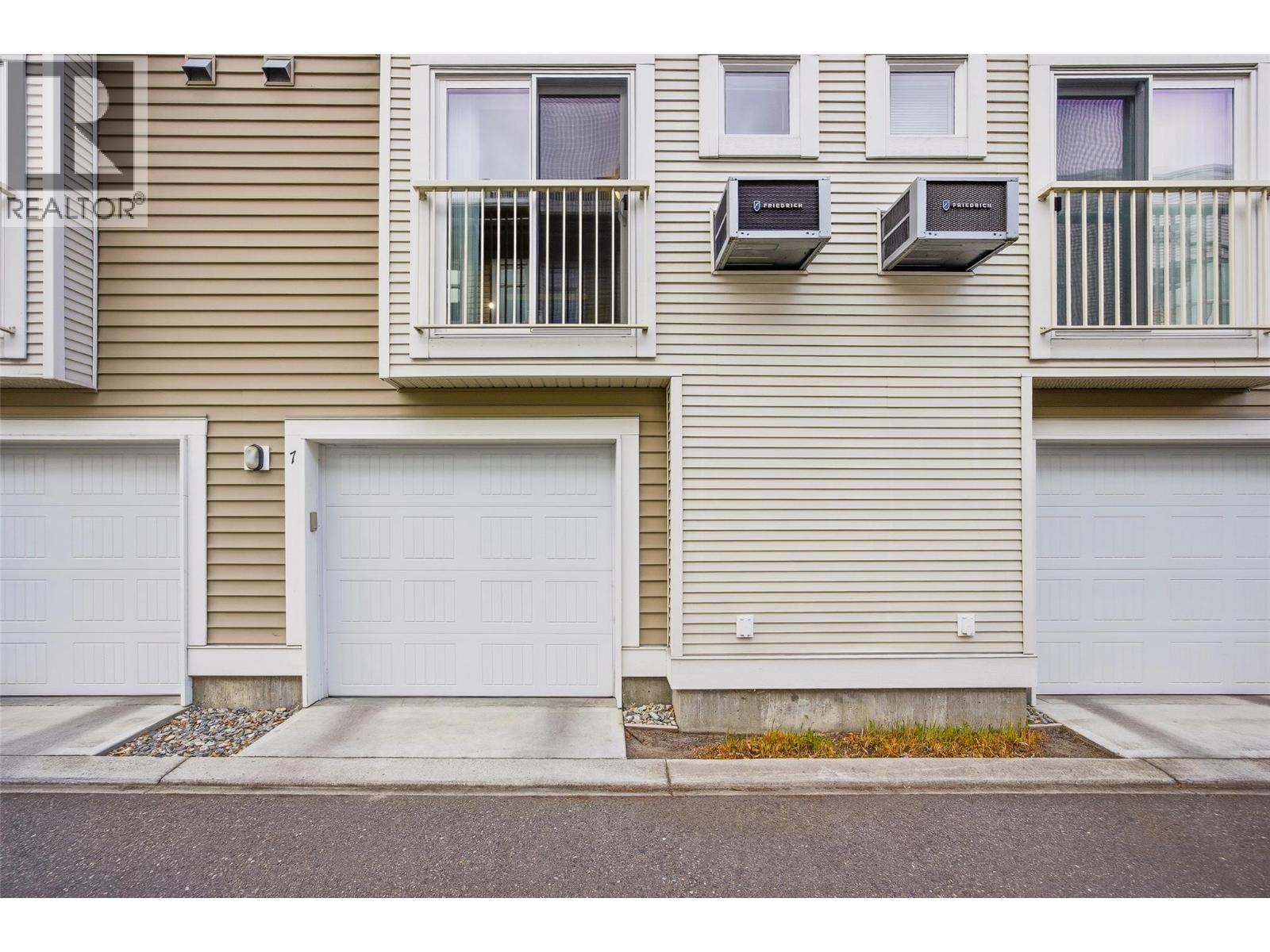 1851 Ambrosi Road Unit# 7, Kelowna