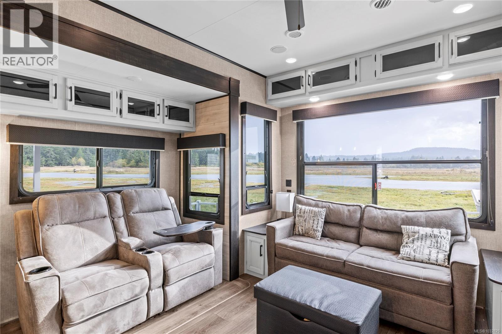 #208 200 Corfield St - 4