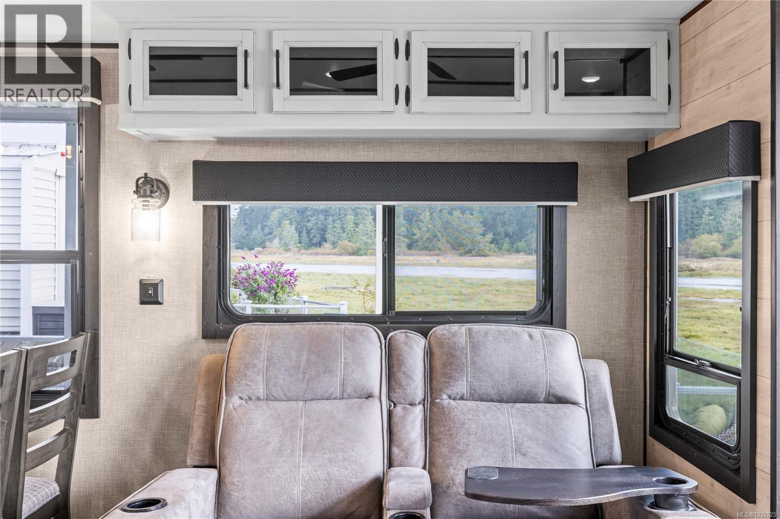 #208 200 Corfield St - 17