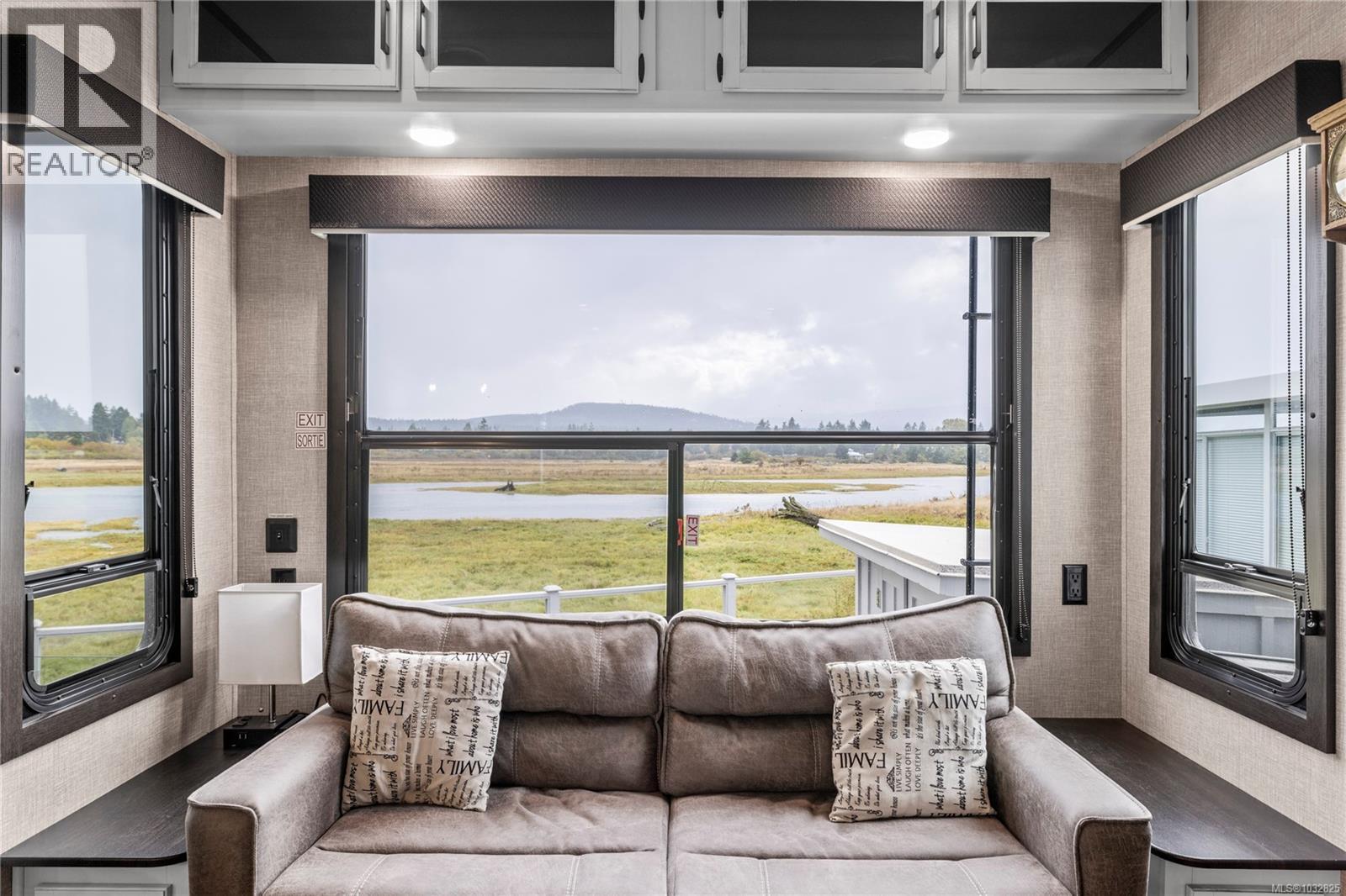 #208 200 Corfield St - 5