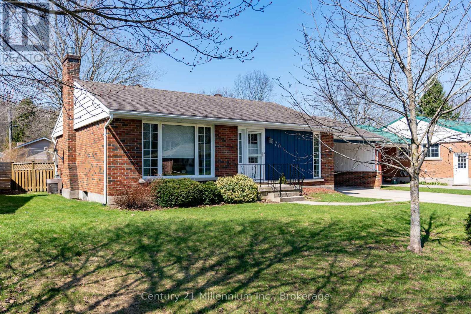 670 5TH A AVENUE W, Owen Sound, Ontario, N4K5C9 — Photo 2