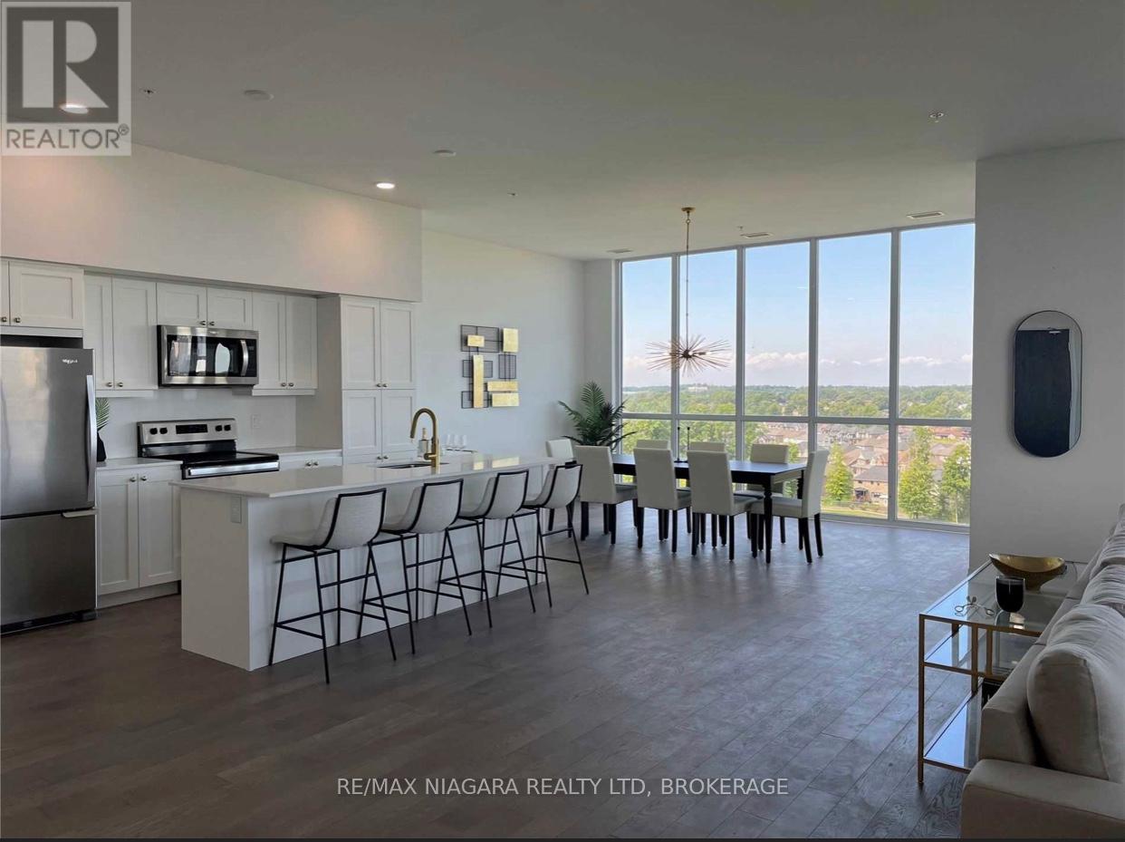 PENTHOUSE #1001 - 7711 GREEN VISTA GATE