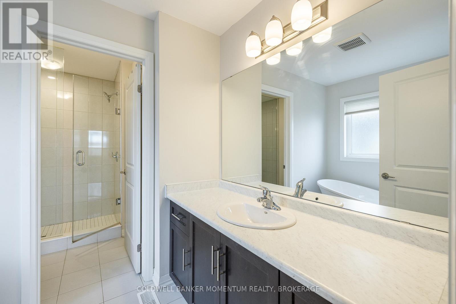 155 BUR OAK DRIVE - 23