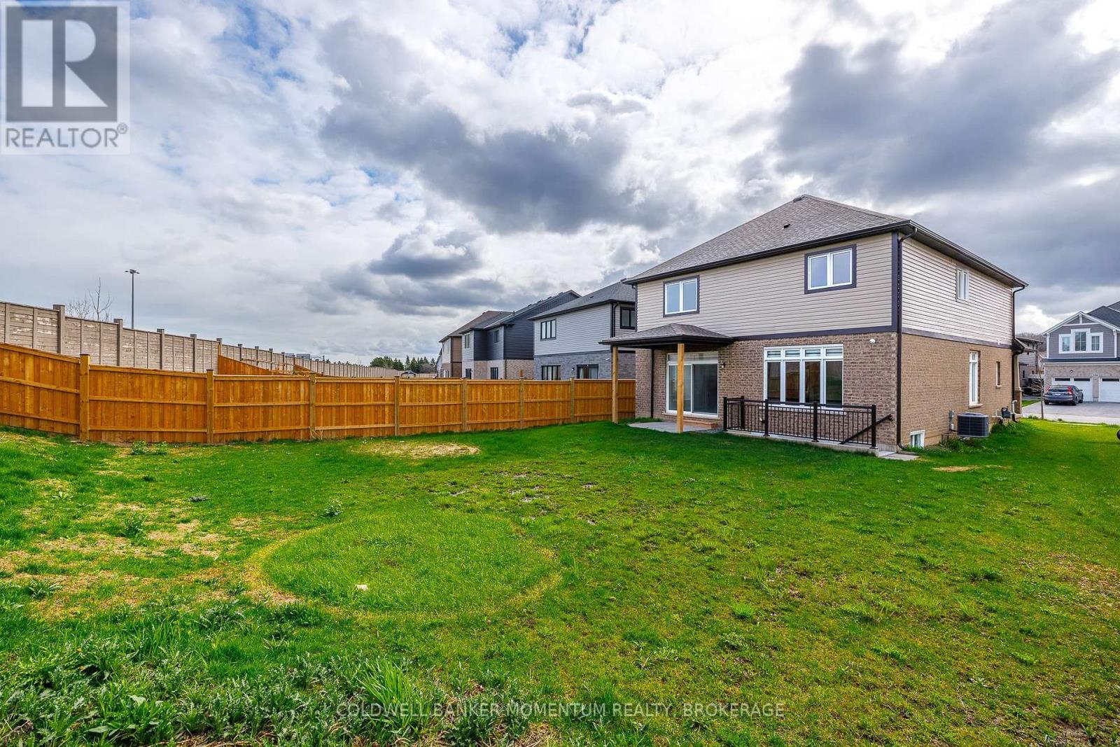 155 BUR OAK DRIVE - 30