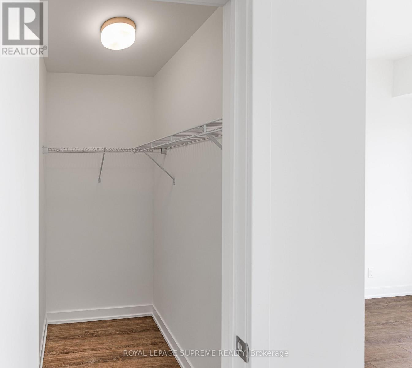 1020 - 51 CLARINGTON BOULEVARD — photo 19