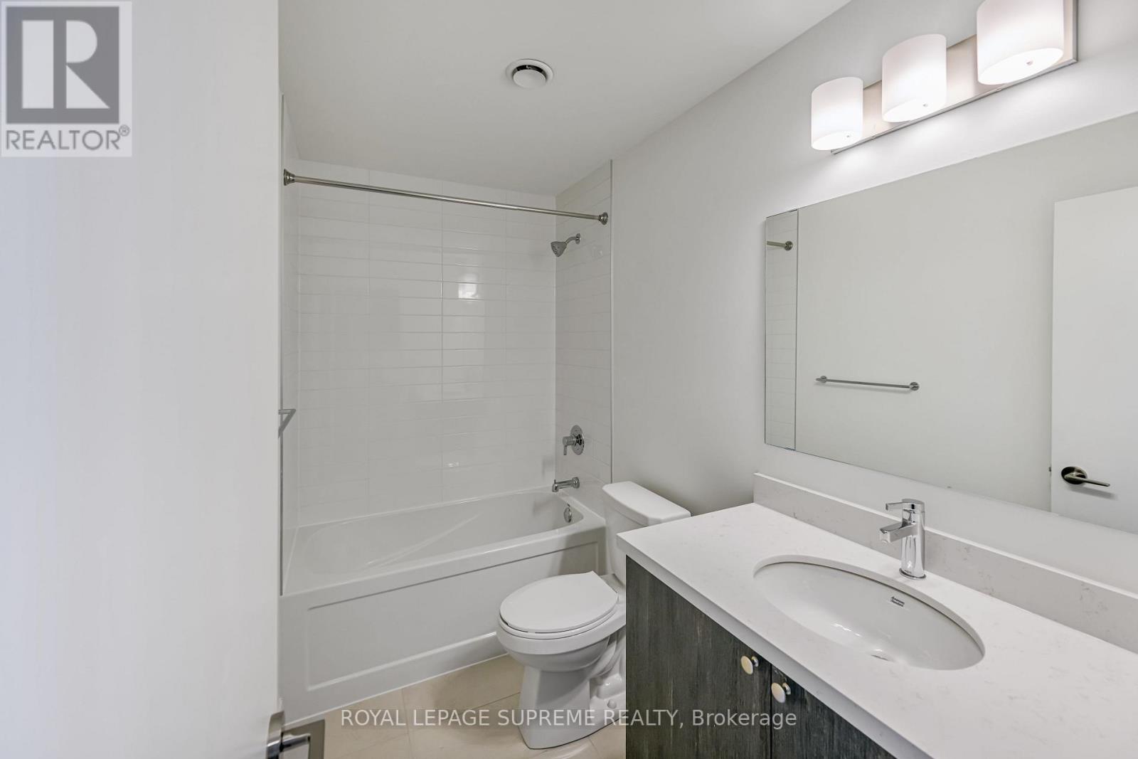 1020 - 51 CLARINGTON BOULEVARD — photo 10